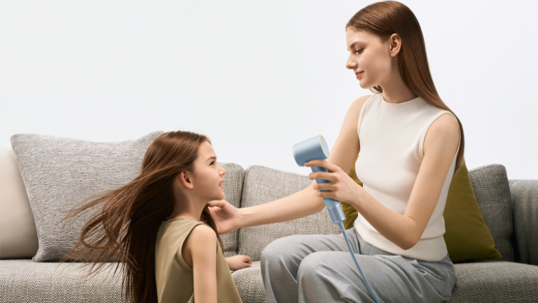 Máy sấy tóc Laifen Mini lên kệ, giá 2.49 triệu đồng, khuyến mại mở bán giảm giá 300 ngàn đồng