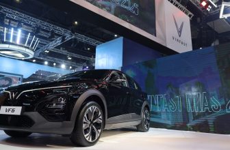 VinFast mở bán mẫu B-SUV VF 6 và công bố chính sách miễn phí sạc ô tô điện tại Philippines