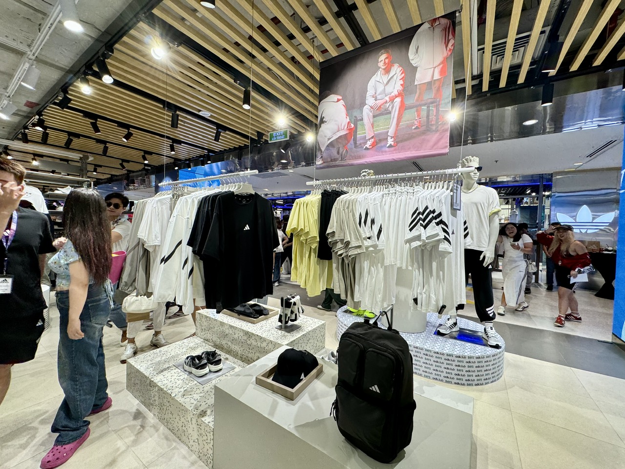 adidas chính thức khai trương Brand Center đầu tiên tại Việt Nam 22