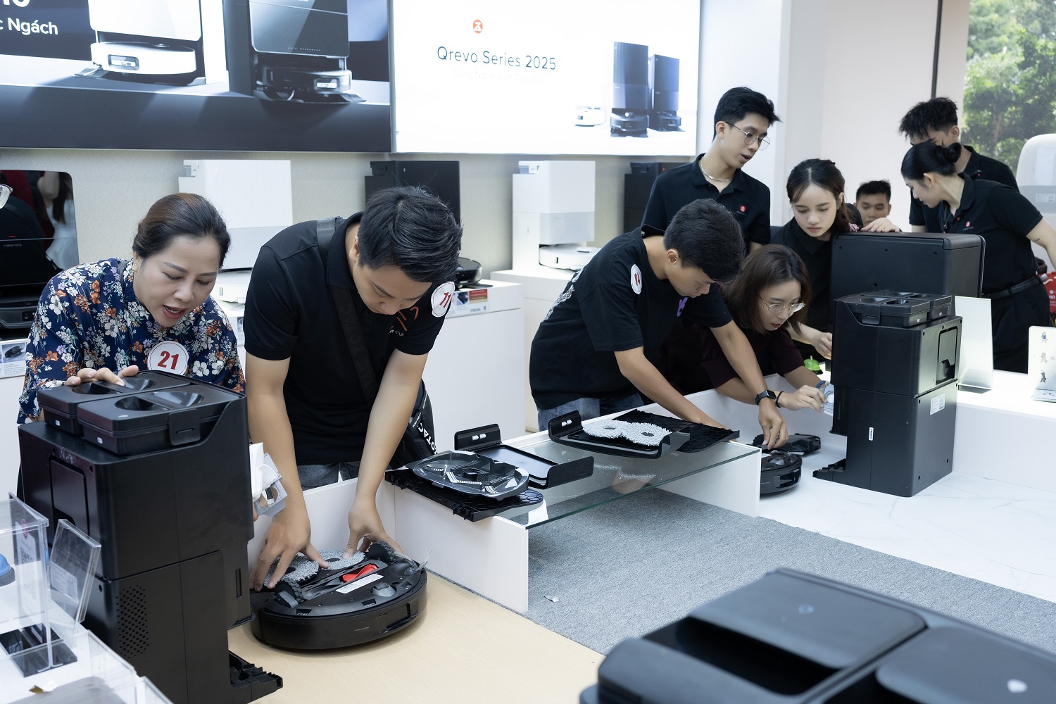 Khai trương cửa hàng trải nghiệm chính thức đầu tiên của Roborock tại Việt Nam 16
