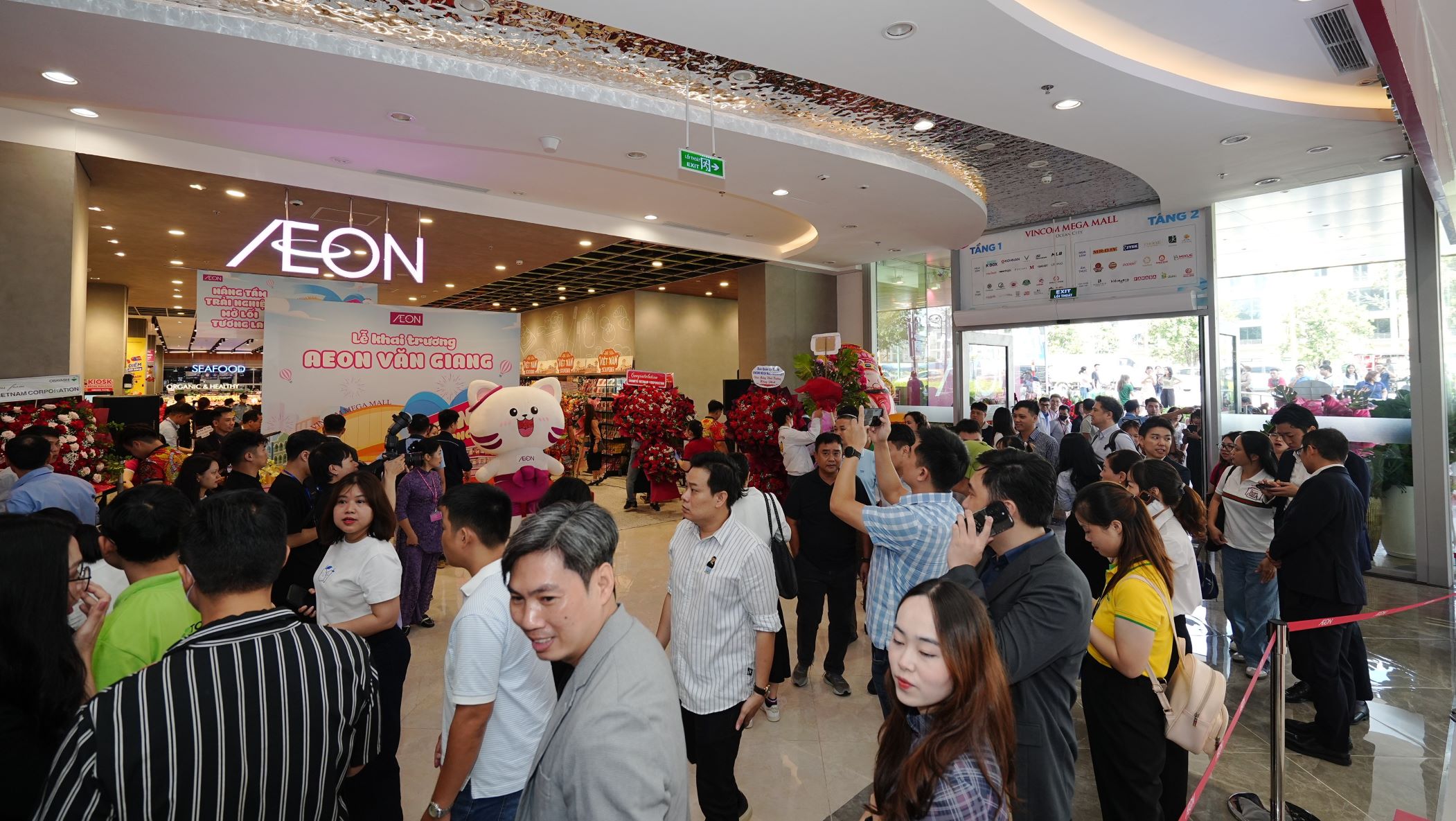Chính thức khai trương Trung tâm Bách hóa Tổng hợp và Siêu thị AEON Văn Giang (Hưng Yên) 9