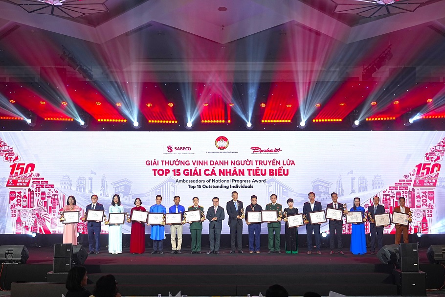 Công bố Top 15 gương mặt truyền lửa của chiến dịch “150 năm di sản vươn cao”