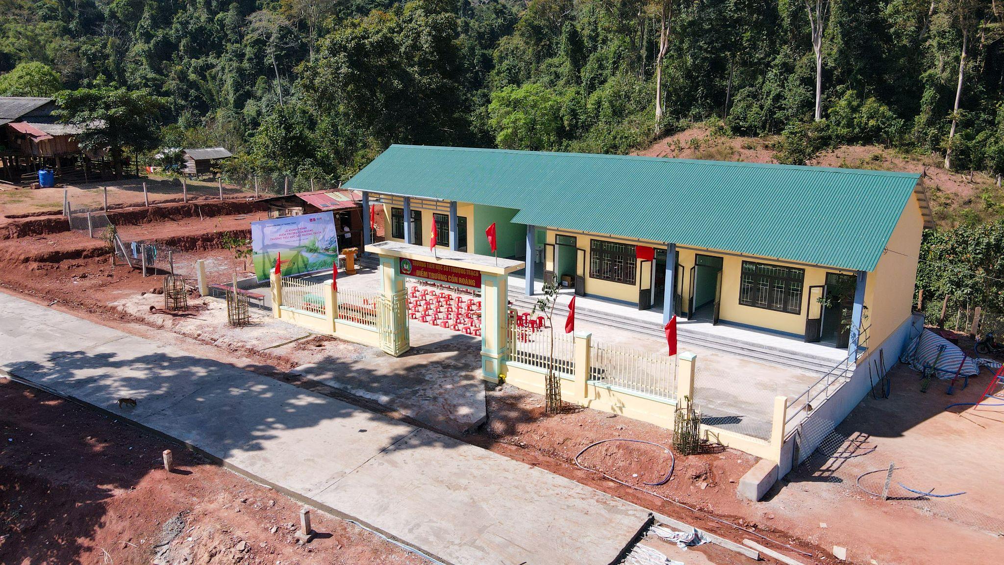 UNIQLO Việt Nam chung tay cùng Quỹ Hy Vọng hỗ trợ giáo dục tại Quảng Trị 17