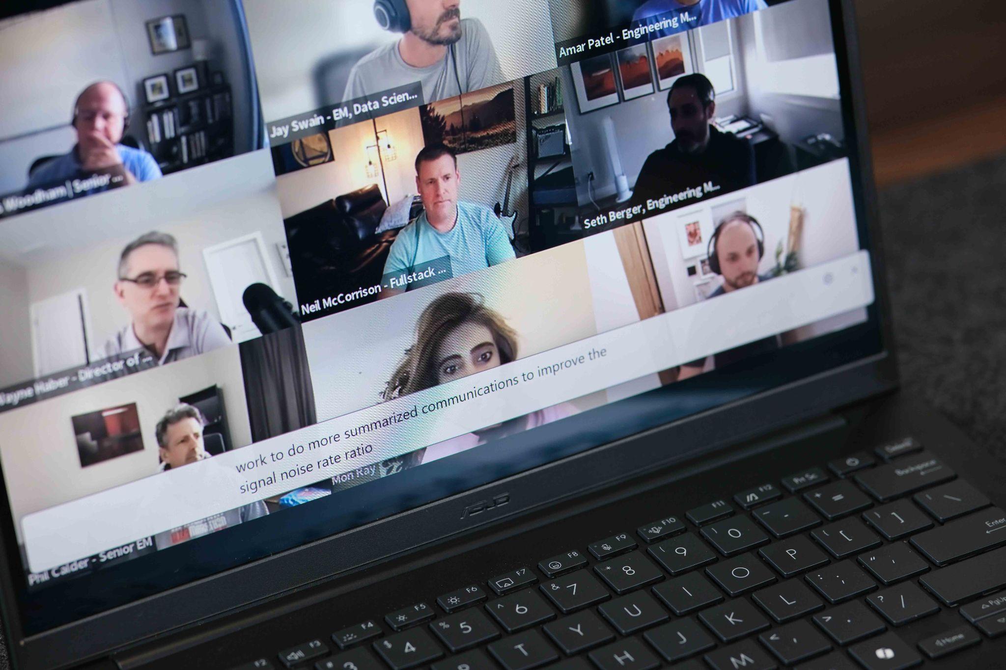 Đánh giá ASUS Zenbook 14 (UM3406GA) và ASUS Vivobook S14 (M3407GA): Laptop Ryzen AI 400 Series đầu tiên tại Việt Nam, mỏng nhẹ, pin lâu 58