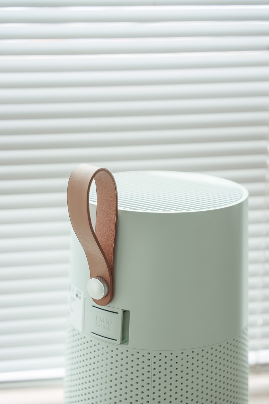 LG ra mắt PuriCare AeroMini: Giải pháp lọc khí tinh gọn và mạnh mẽ, giá ưu đãi từ 3,9 triệu đồng tặng kèm lõi lọc 17