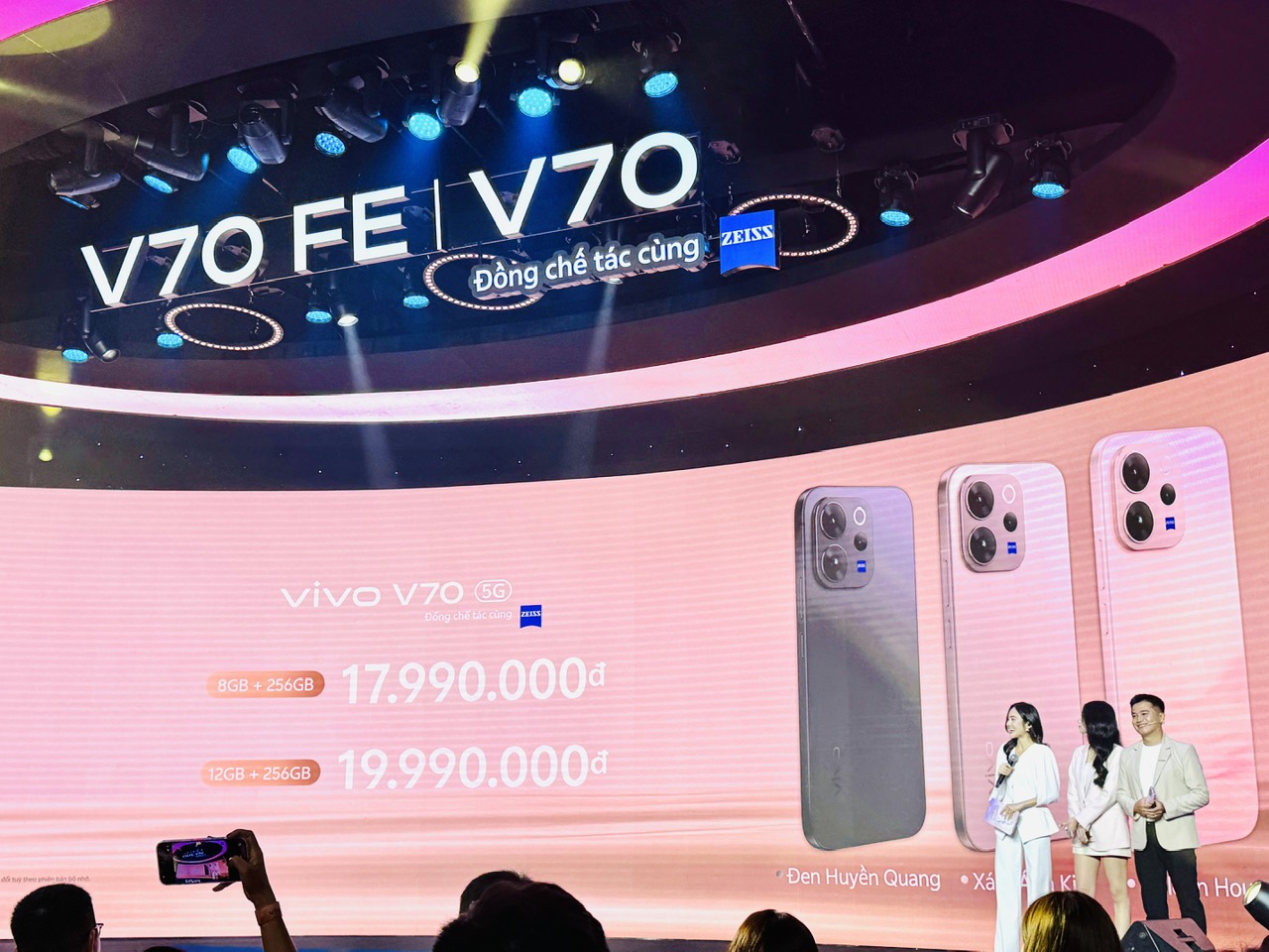 vivo V70 và V70 FE ra mắt: Smartphone dành cho người thích chụp ảnh và sáng tạo nội dung 32