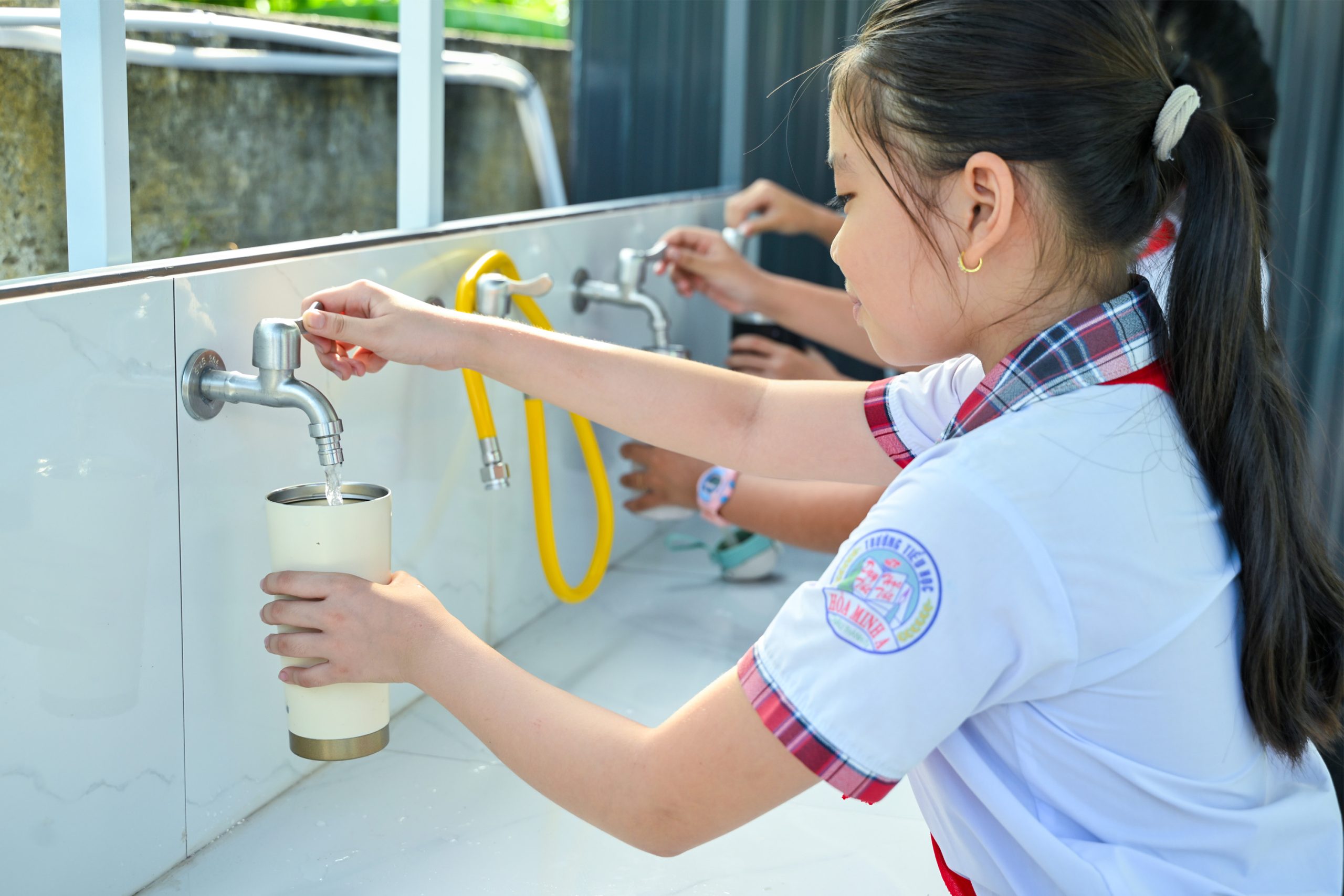 Dự án “Hỗ trợ nước sạch” của UNIQLO bước sang giai đoạn 4, tập trung cải thiện điều kiện học đường 8