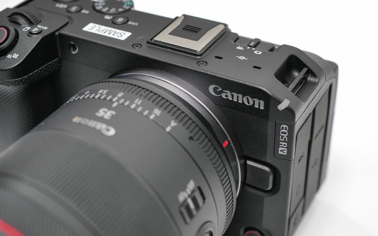 Canon ra mắt EOS R6 V hướng đến nhu cầu quay video chuyên nghiệp, giá 56,999 triệu đồng 20
