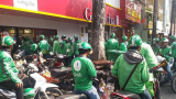 Người Sài Gòn chi tiền mua lại đơn hàng tài xế Grab bị “bom”