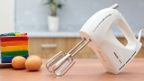 Nên mua máy đánh trứng loại cầm tay hay để bàn?