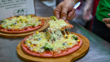 Pizza thanh long bán ở đâu?